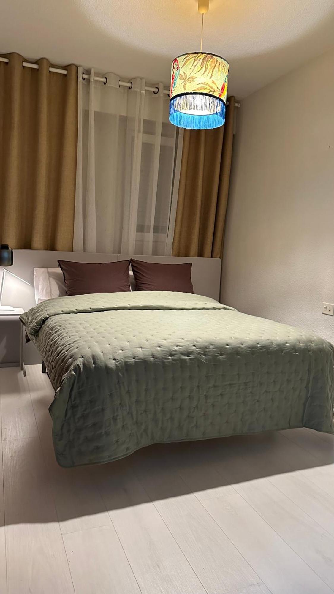 Apartment Monfort Valencia Luaran gambar