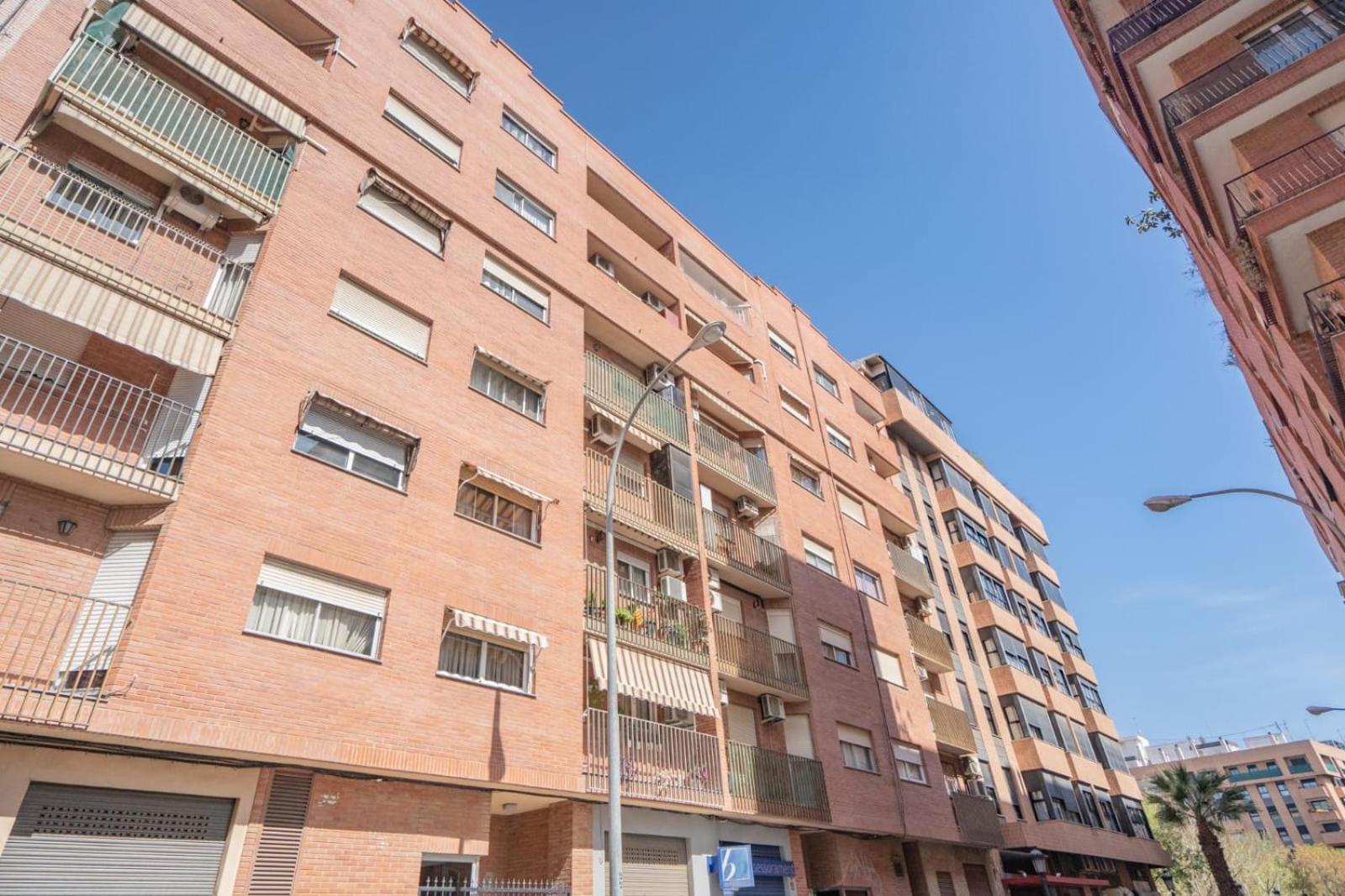 Apartment Monfort Valencia Luaran gambar
